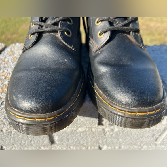 Dr. Martens Zavala Black Boots Women’s 7 - Picture 2 of 7